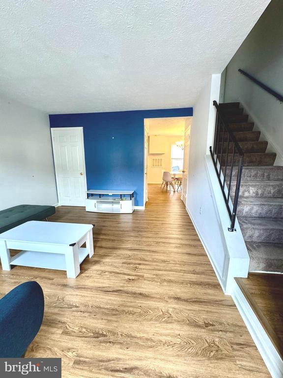 309 AVON COURT