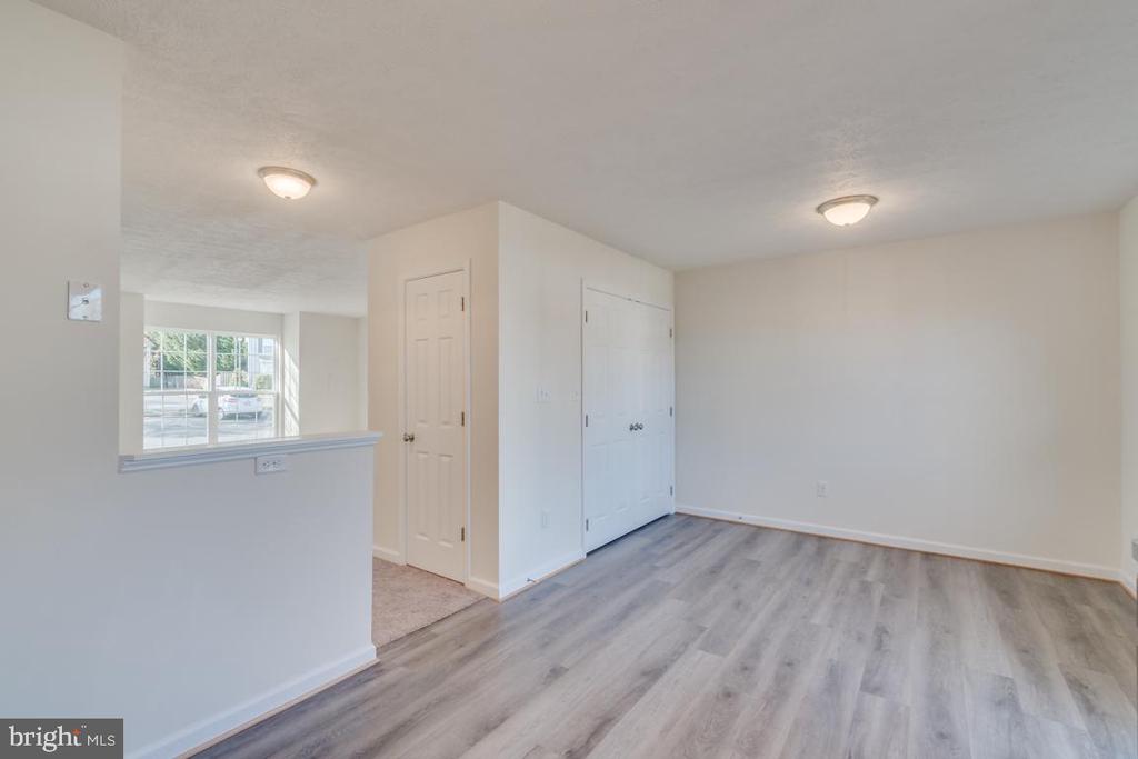 2926 SORRELL CT