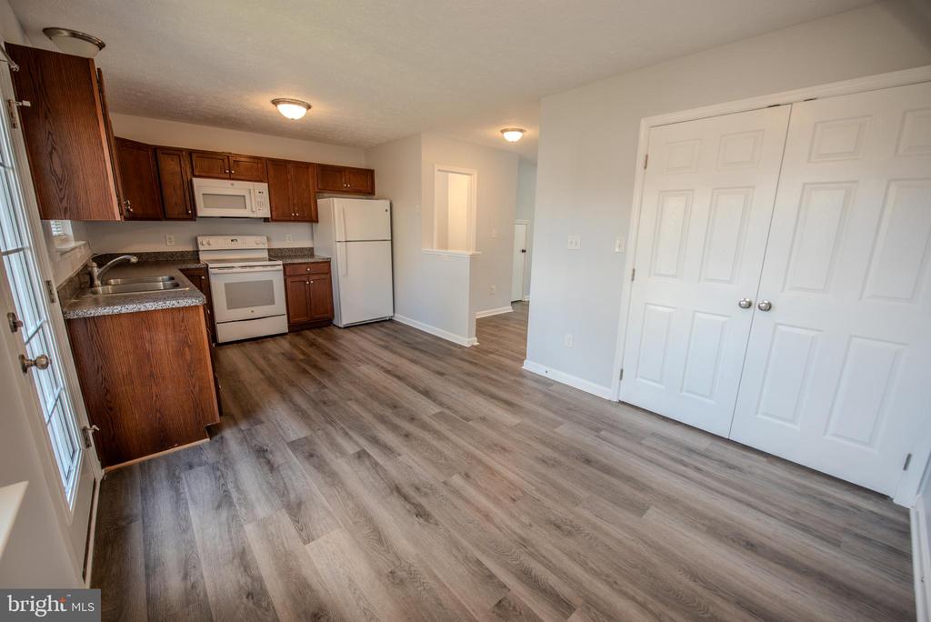 2926 SORRELL CT