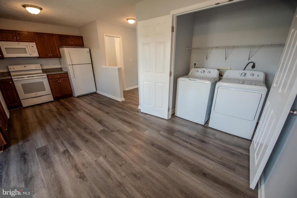 2926 SORRELL CT