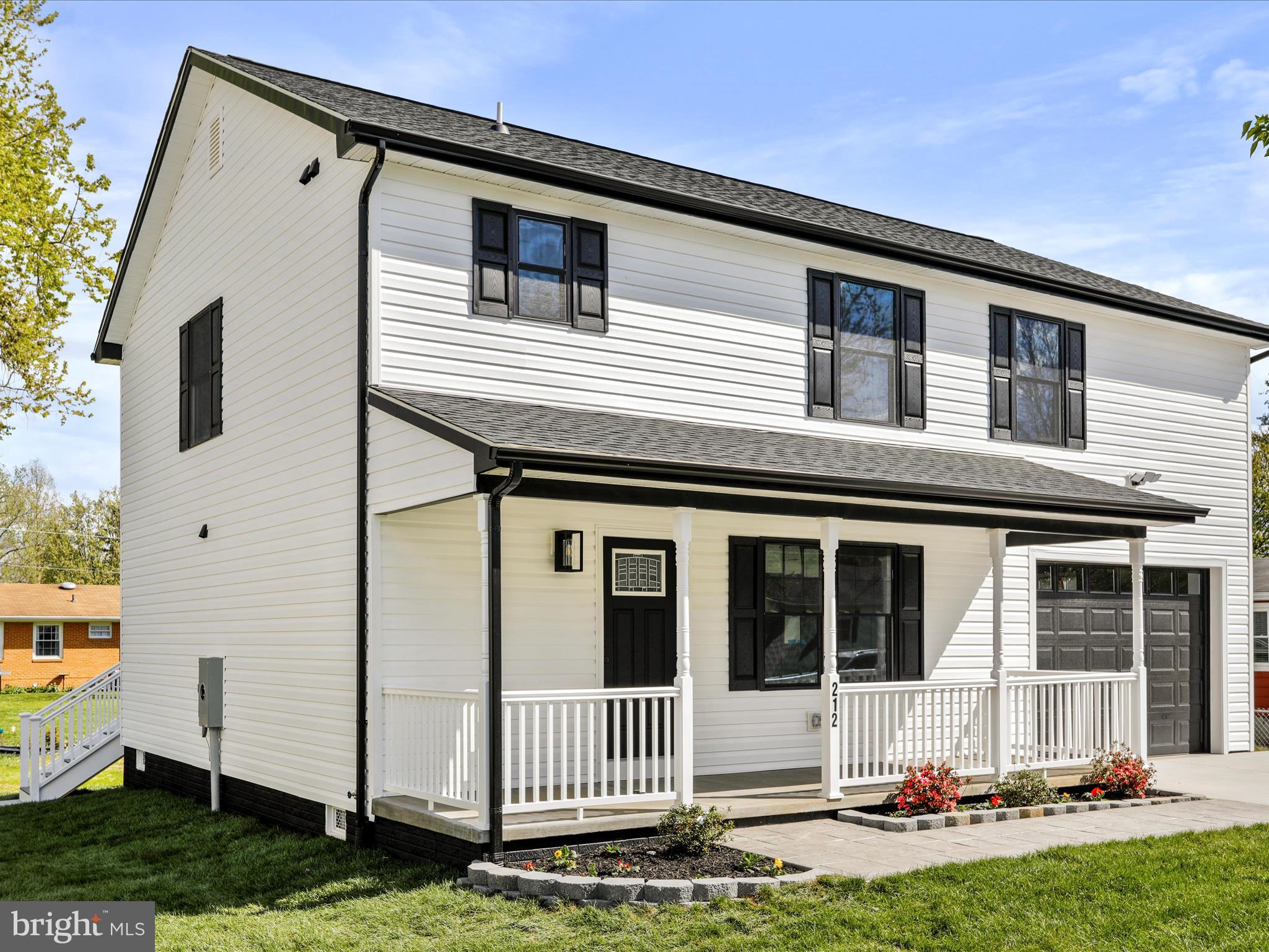 212 Alison Ave