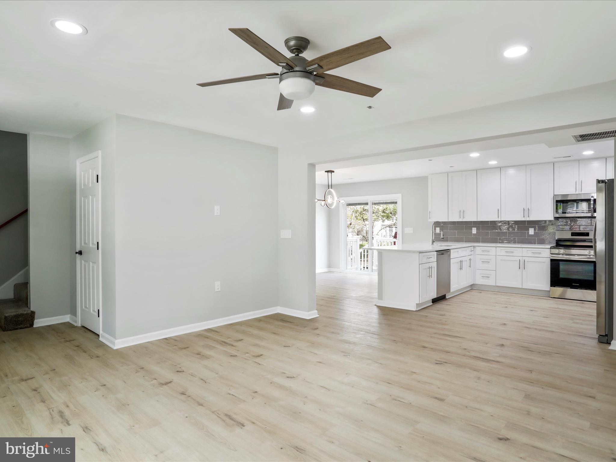 212 Alison Ave
