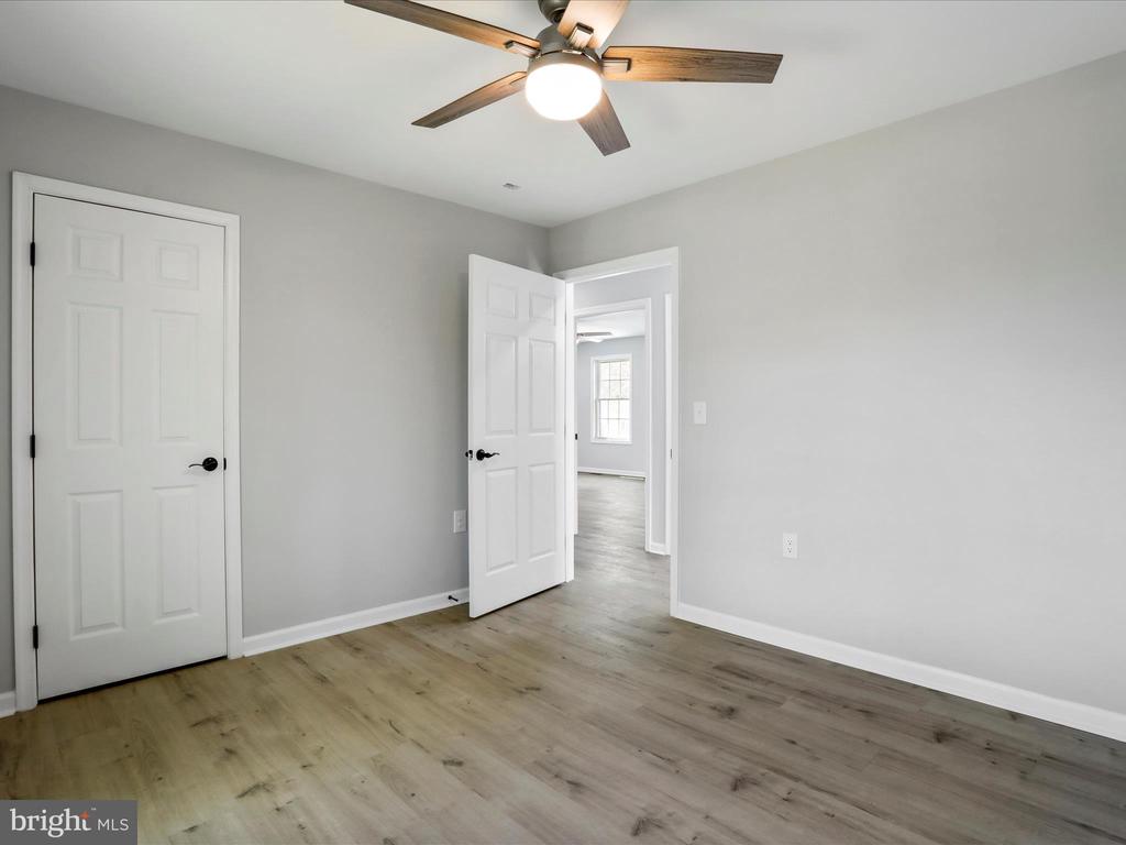 212 Alison Ave