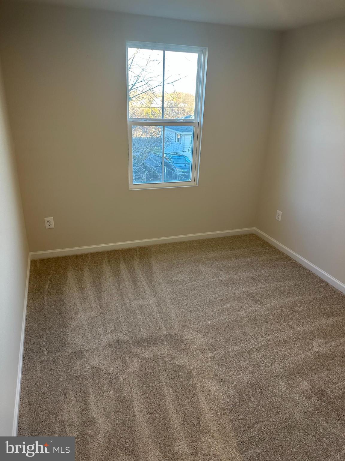 645 LAURELWOOD CIRCLE