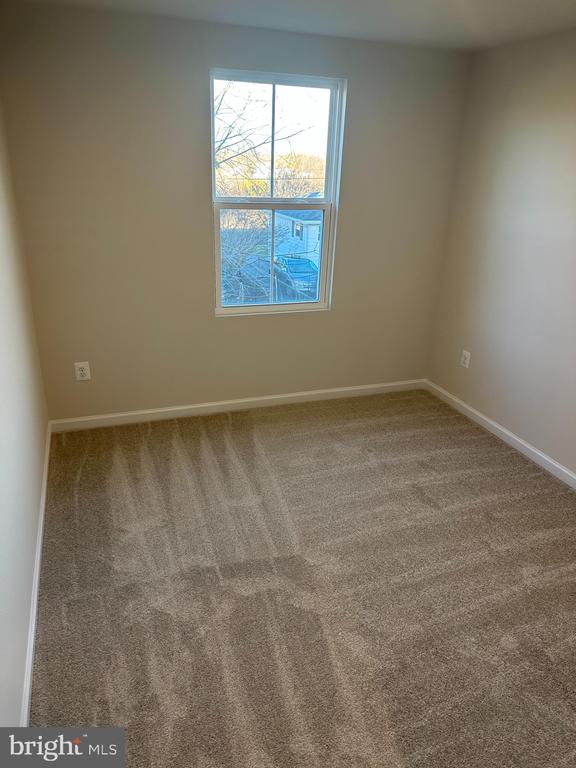 645 LAURELWOOD CIRCLE