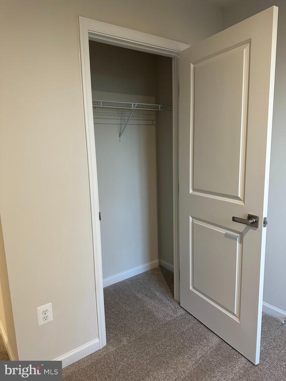 645 LAURELWOOD CIRCLE