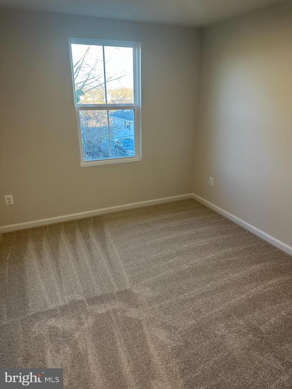 645 LAURELWOOD CIRCLE