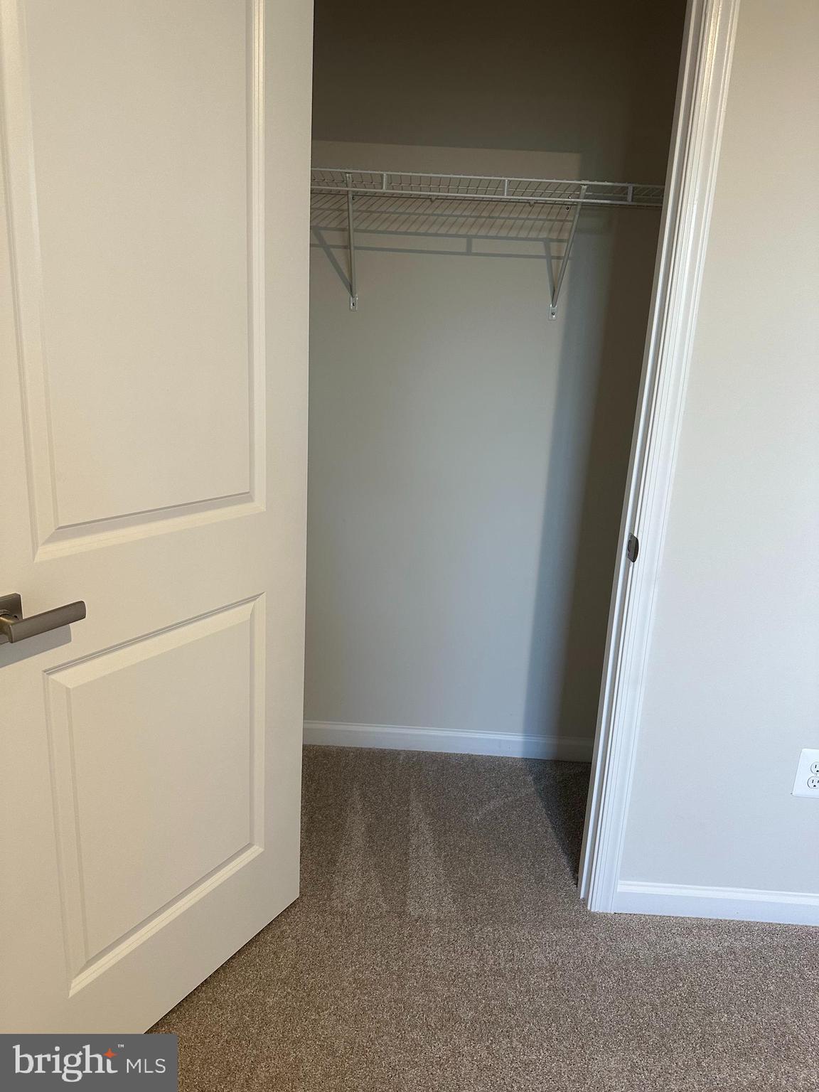 645 LAURELWOOD CIRCLE