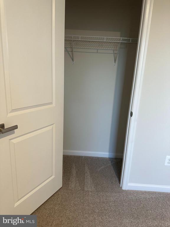 645 LAURELWOOD CIRCLE