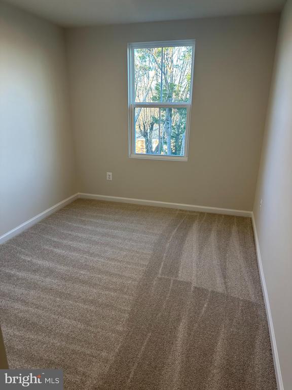 645 LAURELWOOD CIRCLE
