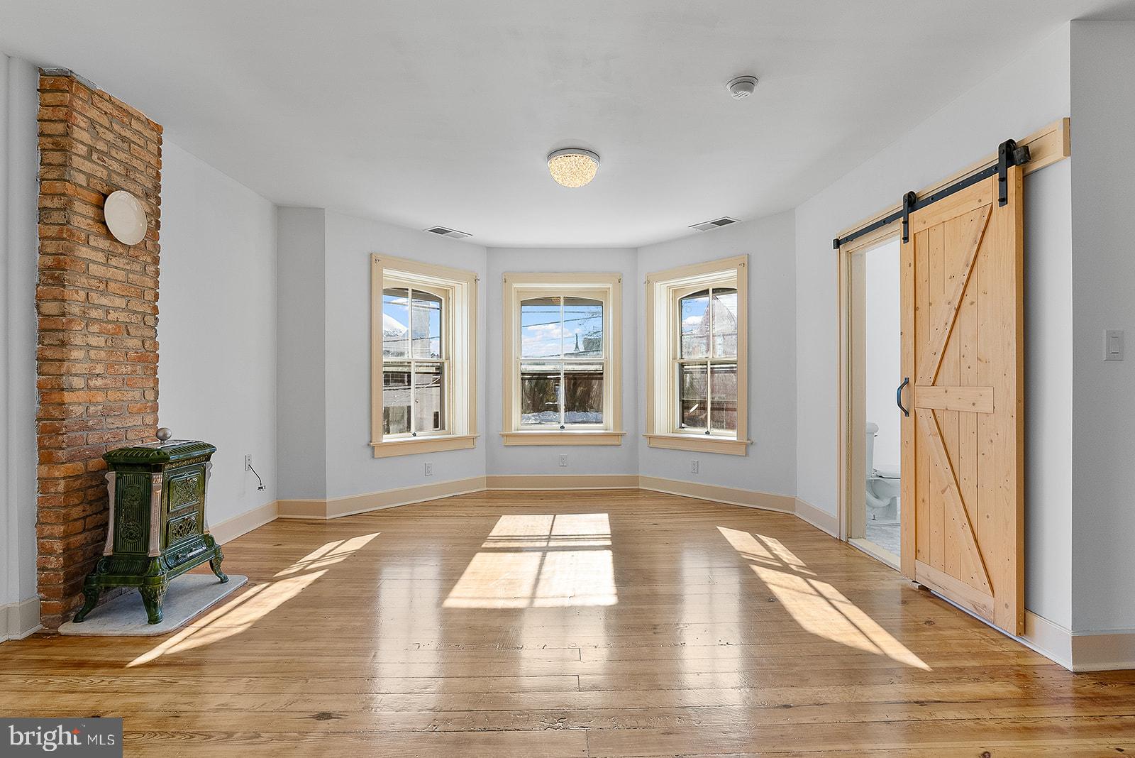 132 AMHERST STREET