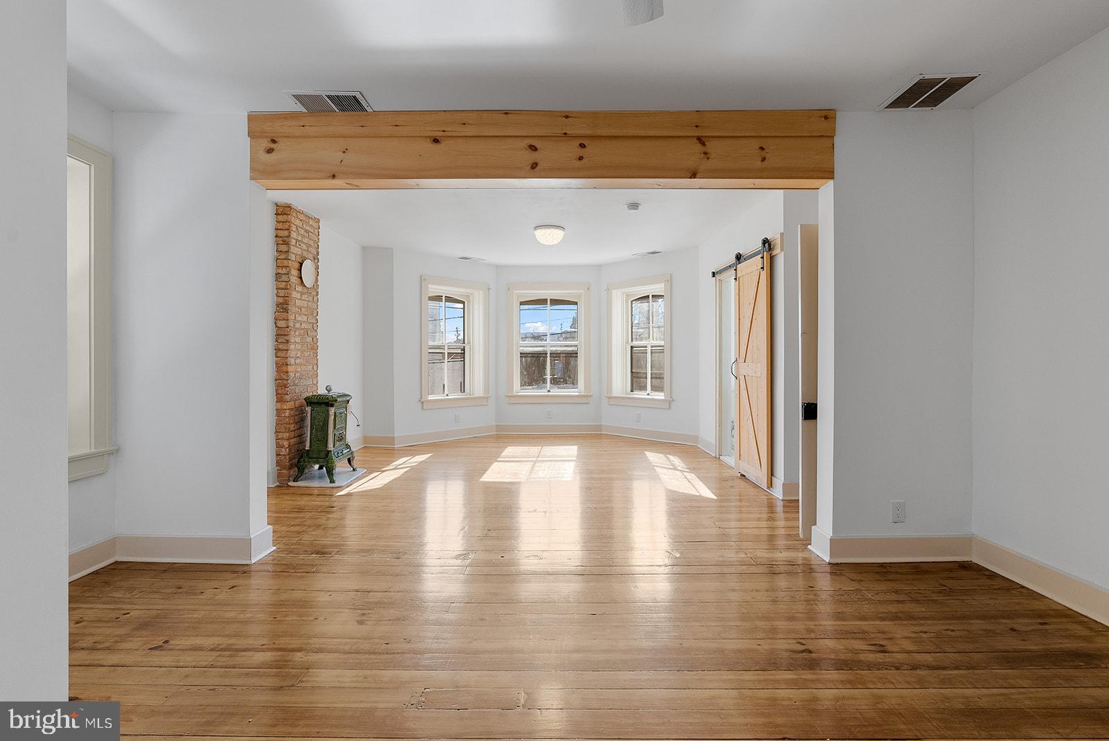 132 AMHERST STREET
