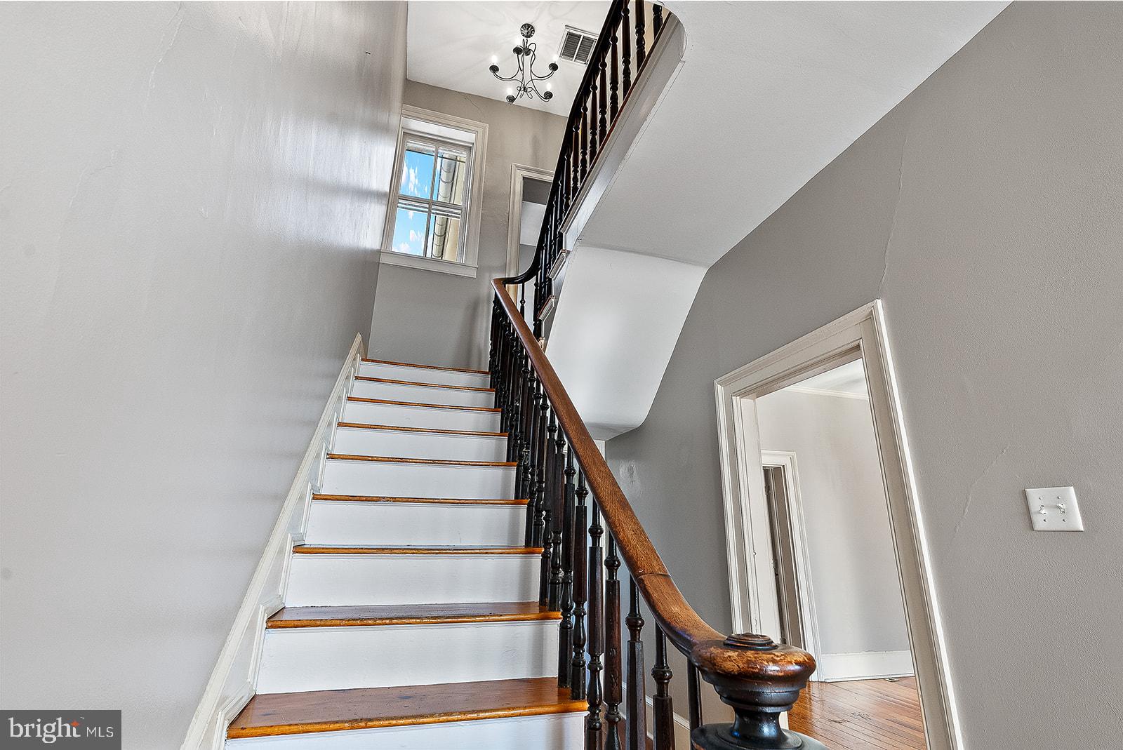 132 AMHERST STREET