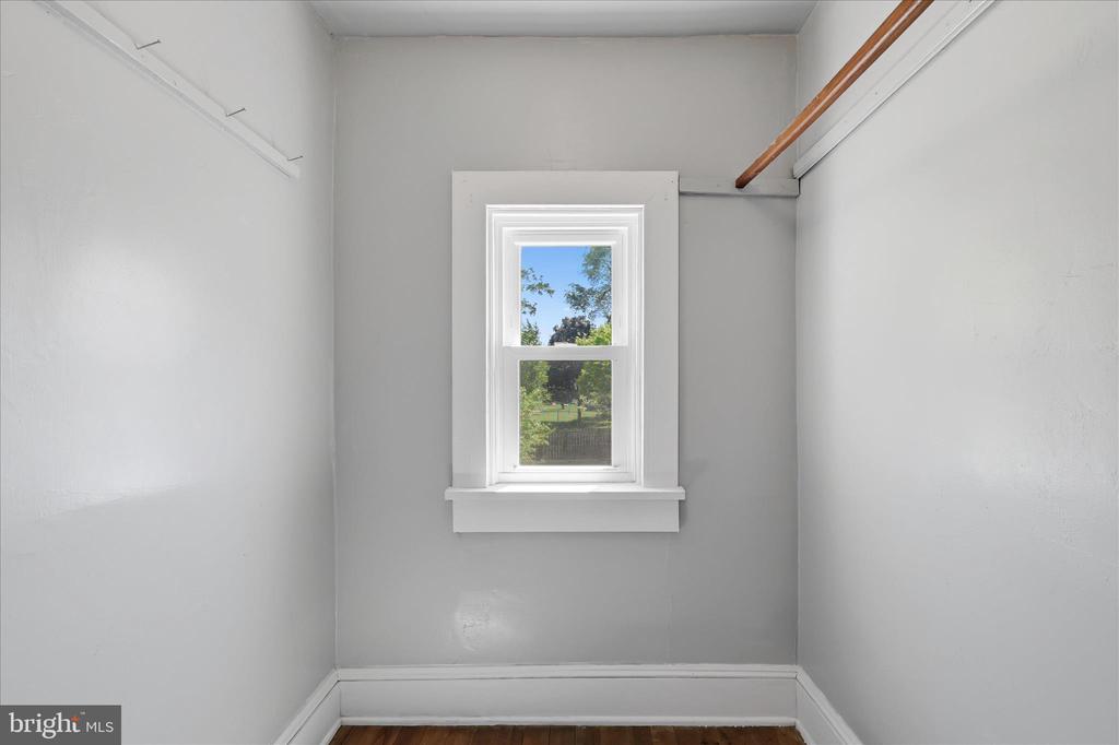 406 HIGHLAND AVENUE