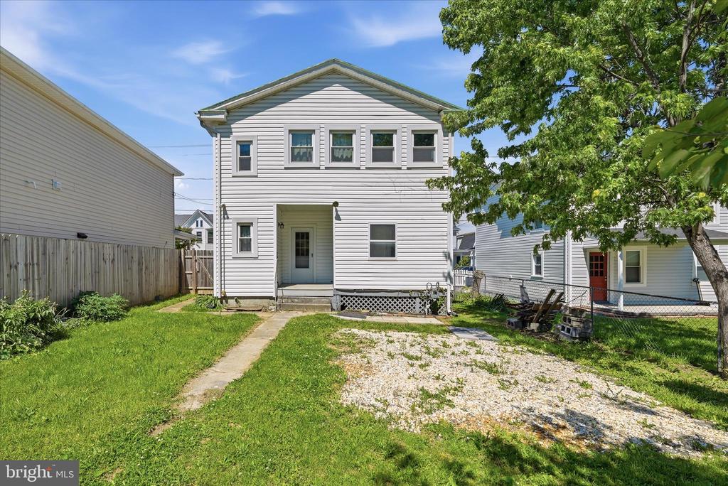 406 HIGHLAND AVENUE