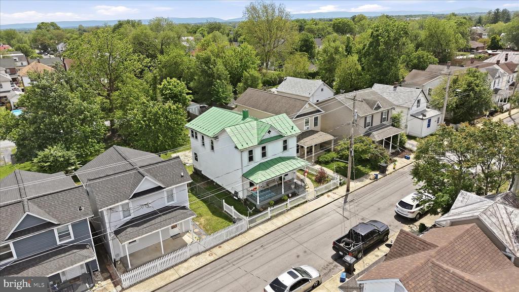 406 HIGHLAND AVENUE