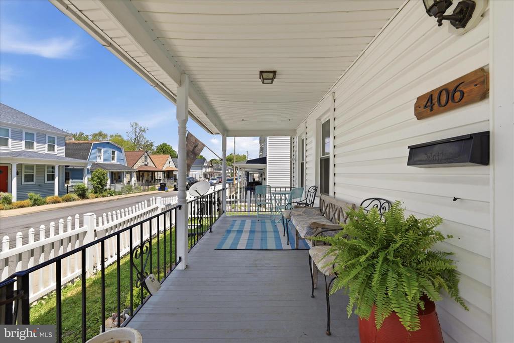406 HIGHLAND AVENUE