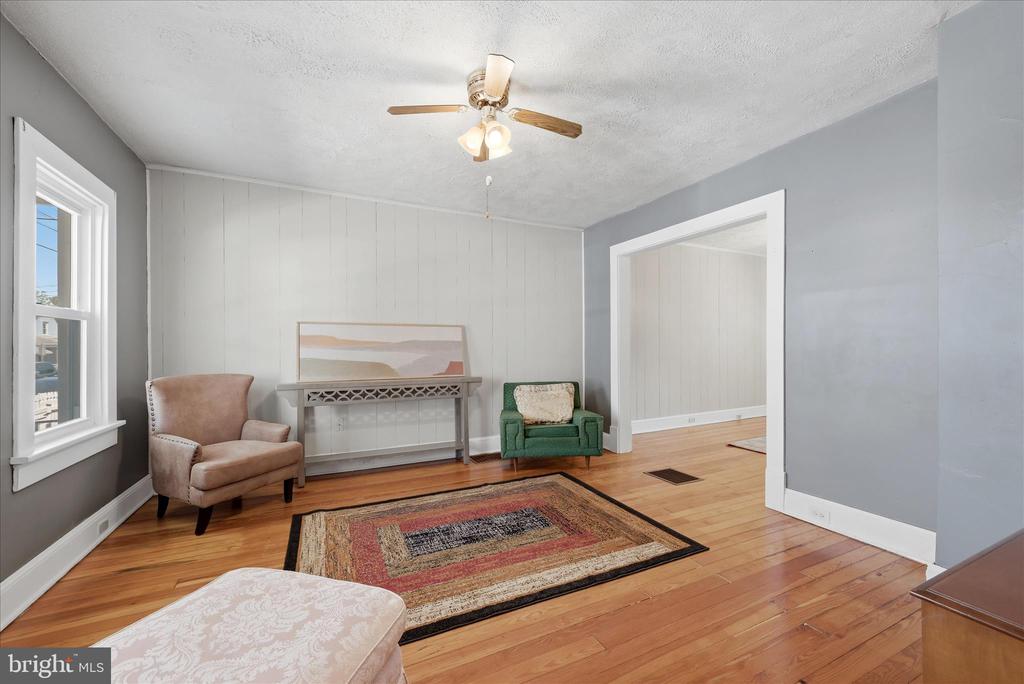 406 HIGHLAND AVENUE