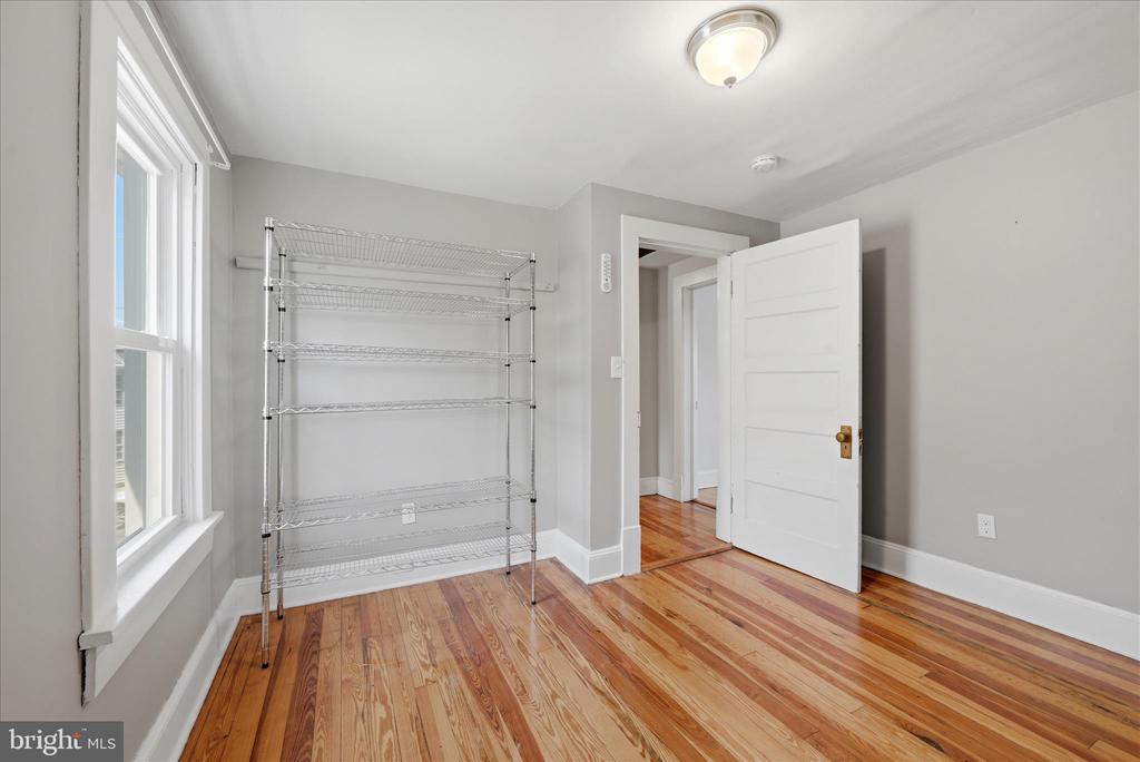 406 HIGHLAND AVENUE