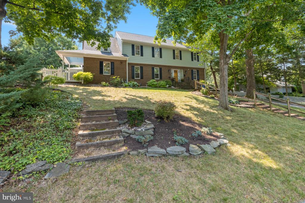 608 BELLVIEW AVENUE