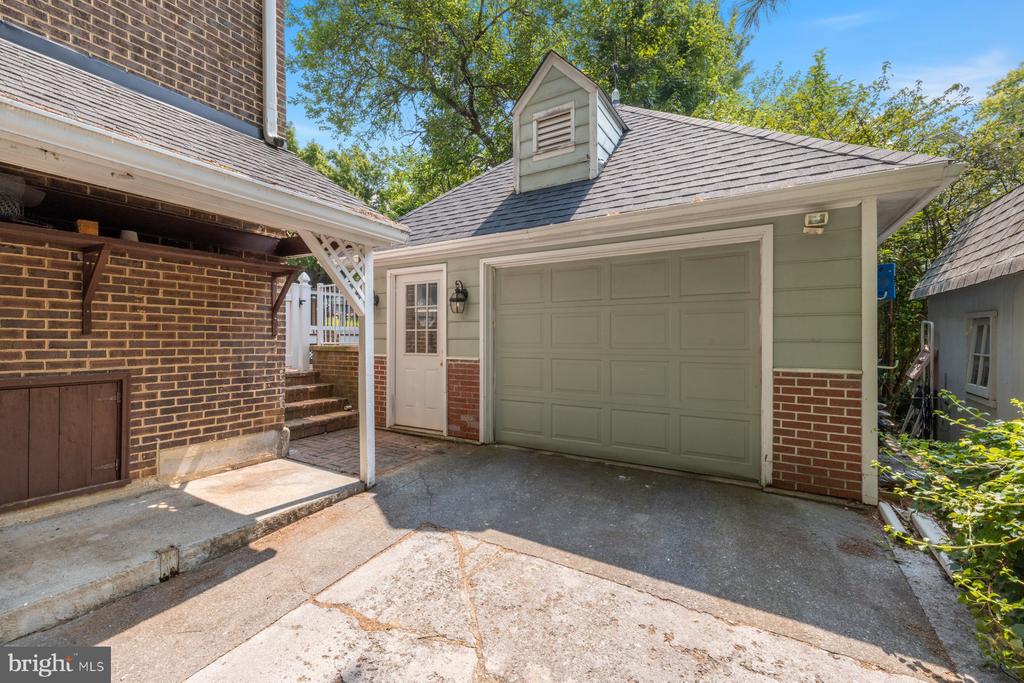 608 BELLVIEW AVENUE