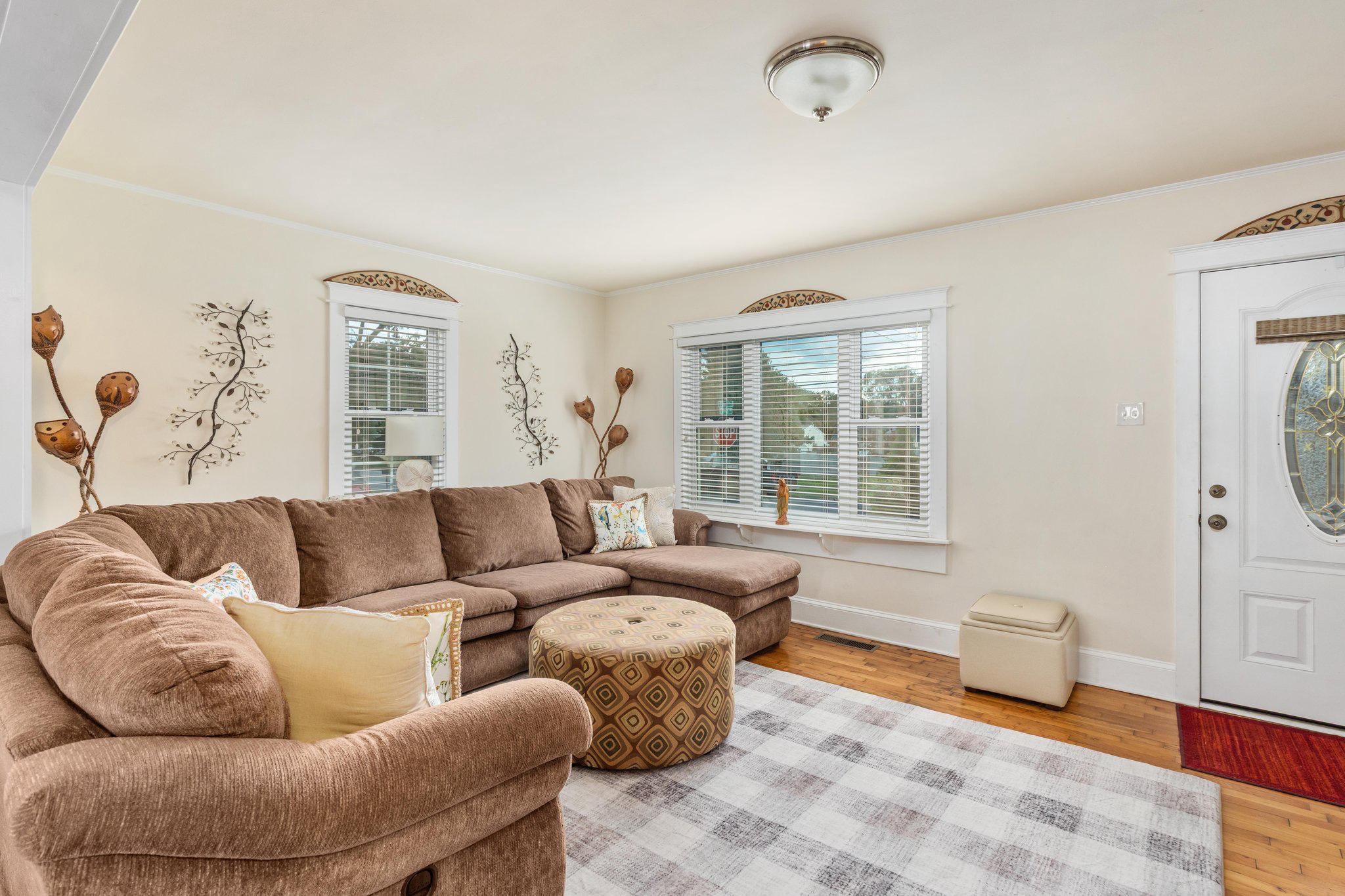 153 FOX DRIVE