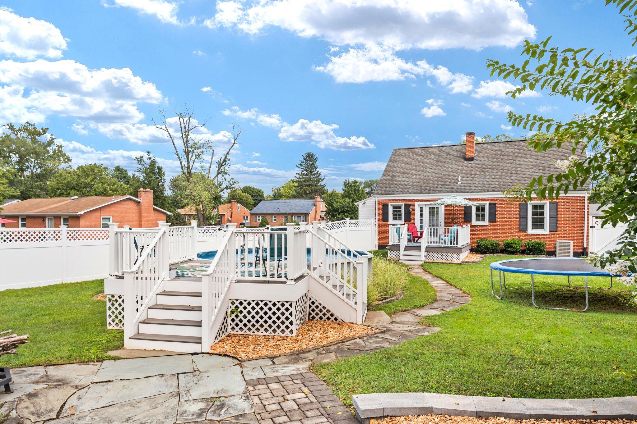 153 FOX DRIVE