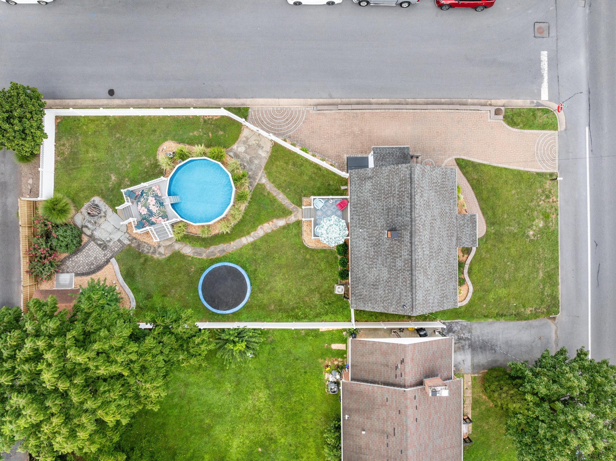 153 FOX DRIVE