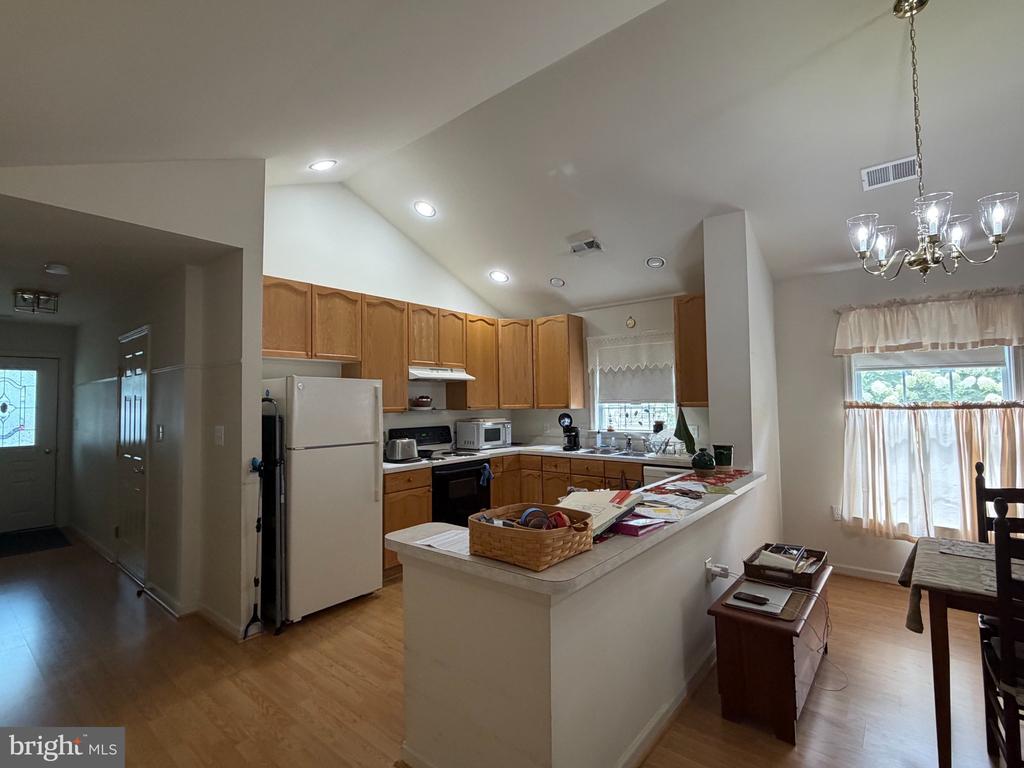 1847 MELVOR LANE