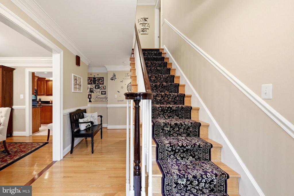 637 TREYS DRIVE