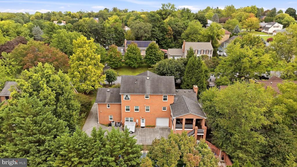 637 TREYS DRIVE