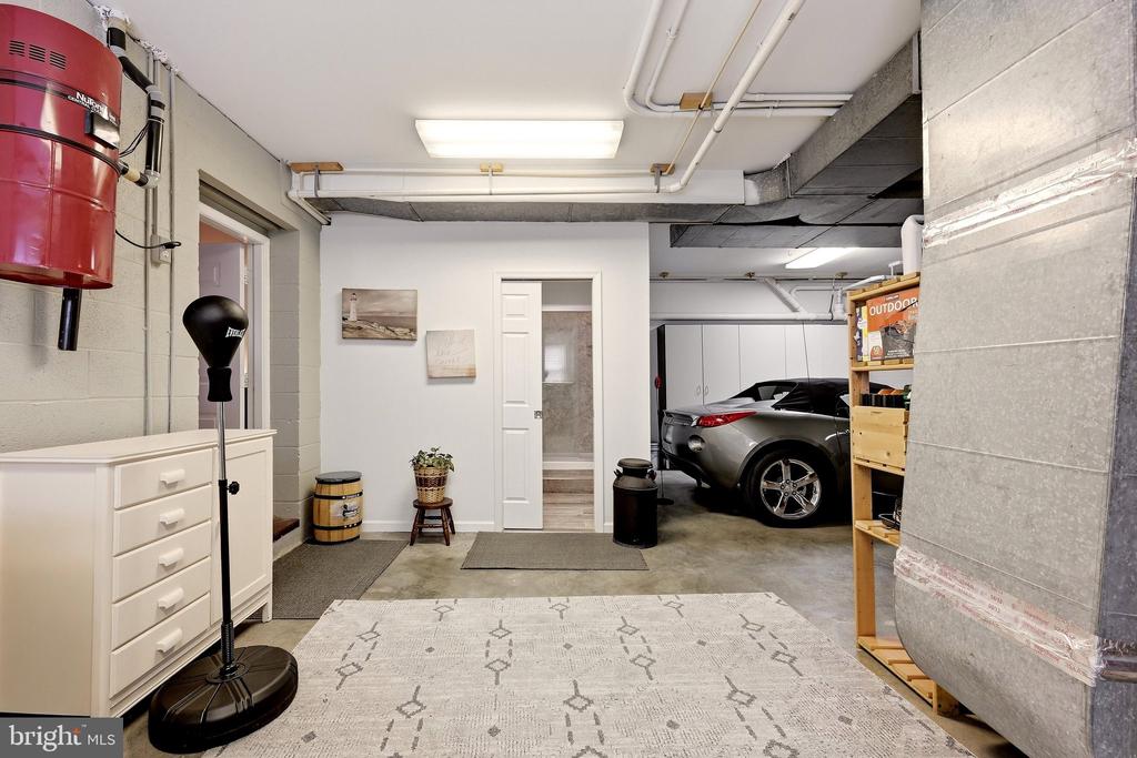 637 TREYS DRIVE