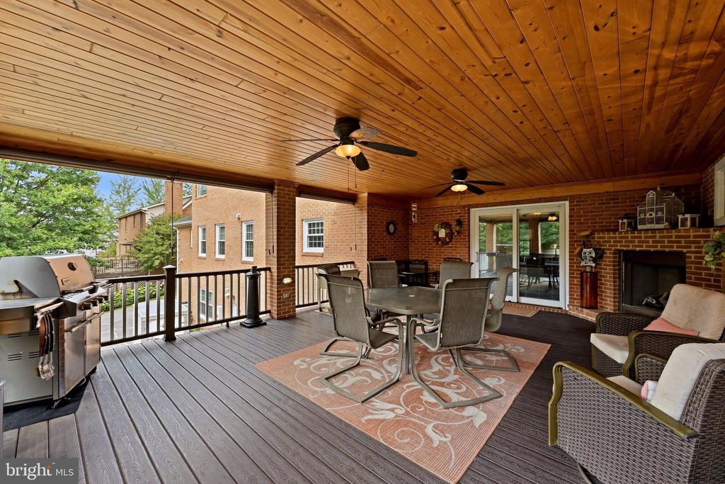 637 TREYS DRIVE