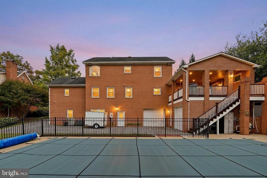637 TREYS DRIVE