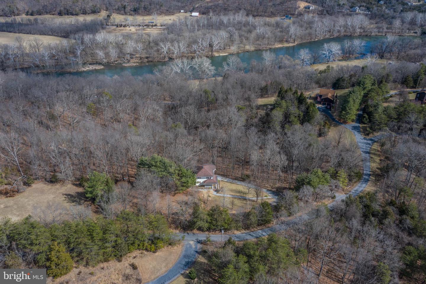 581 Poca Bella DRIVE