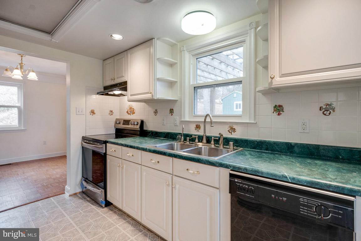 581 Poca Bella DRIVE