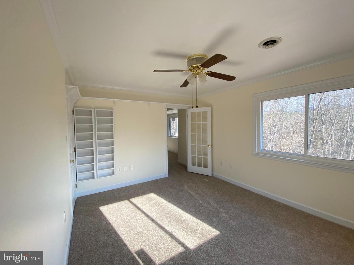 581 Poca Bella DRIVE