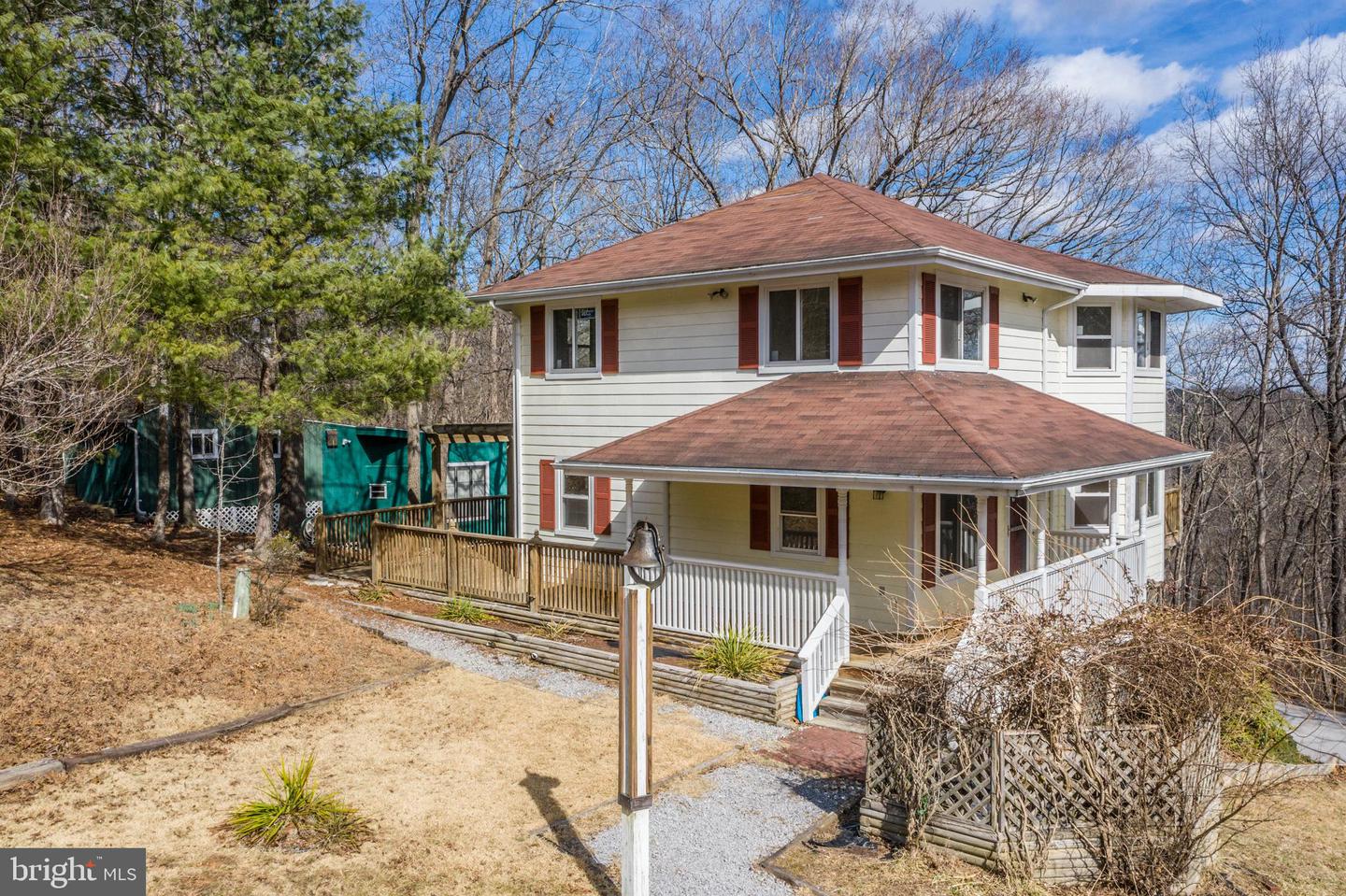 581 Poca Bella DRIVE