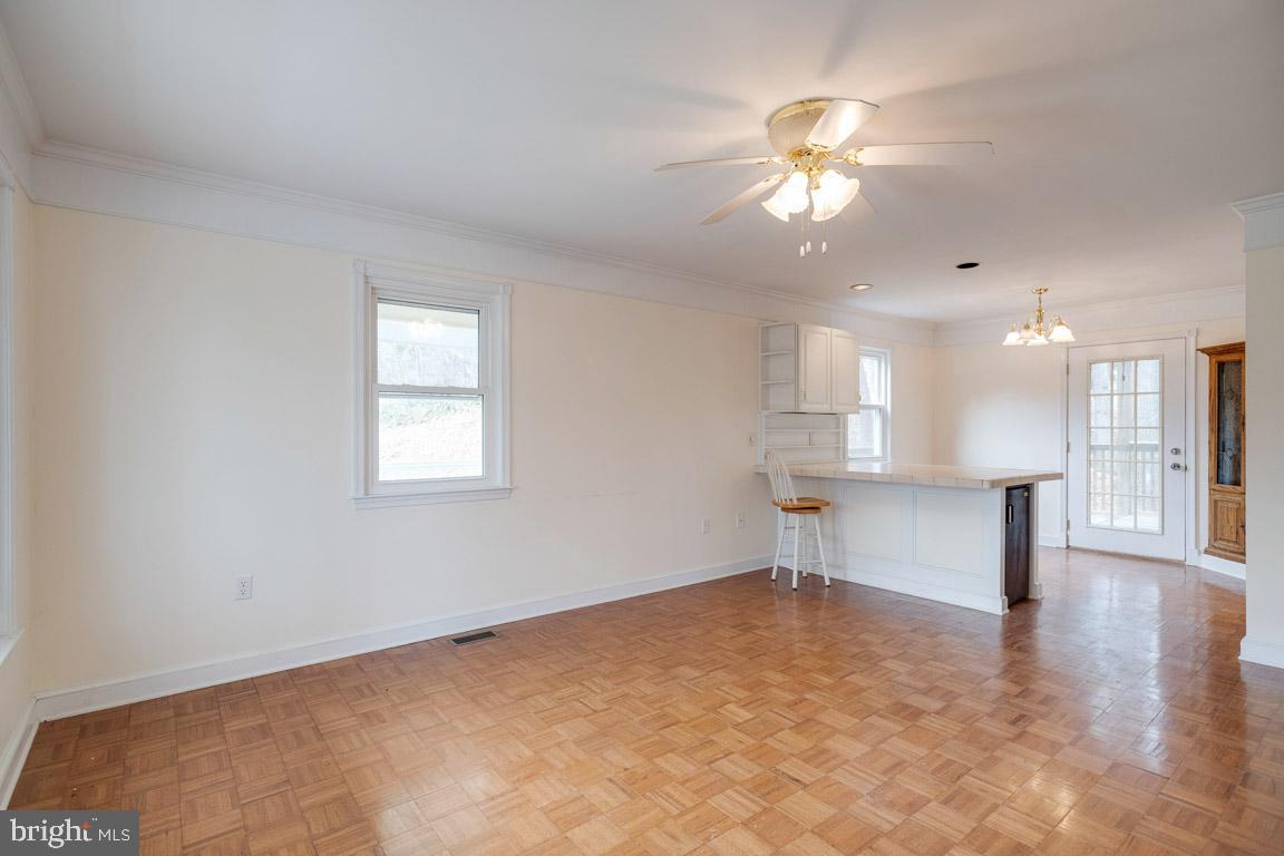 581 Poca Bella DRIVE