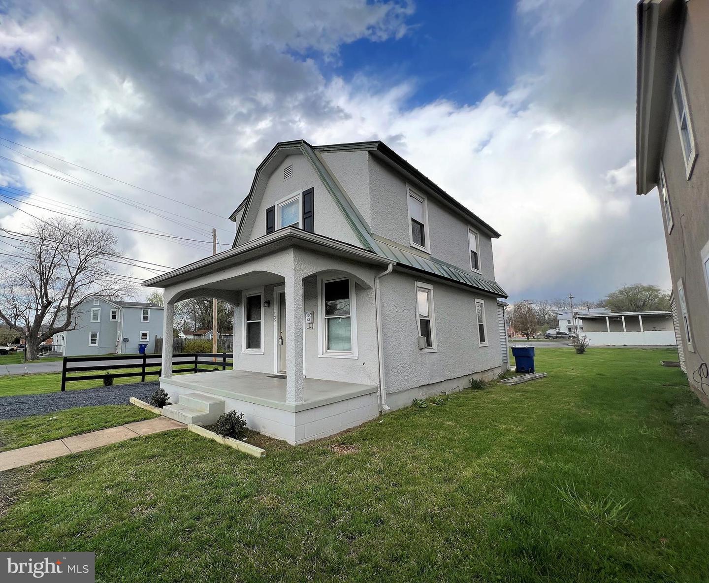 427 Warren AVENUE