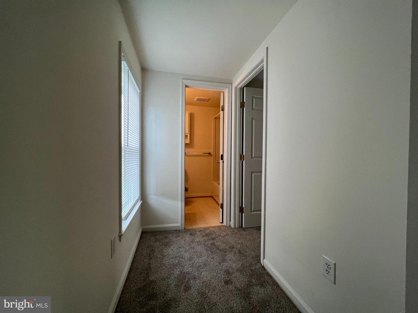 427 Warren AVENUE