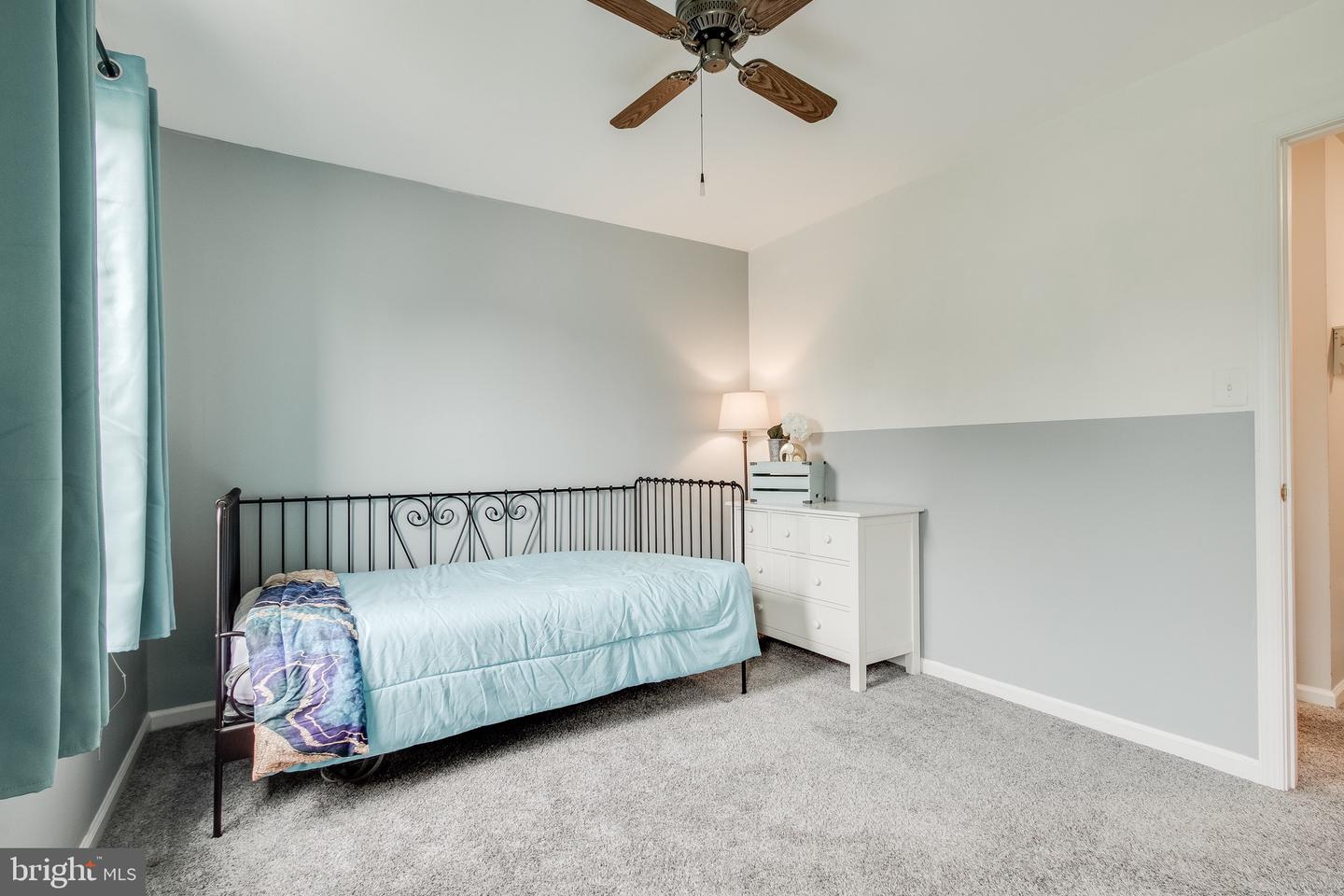 1461 Canterbury ROAD