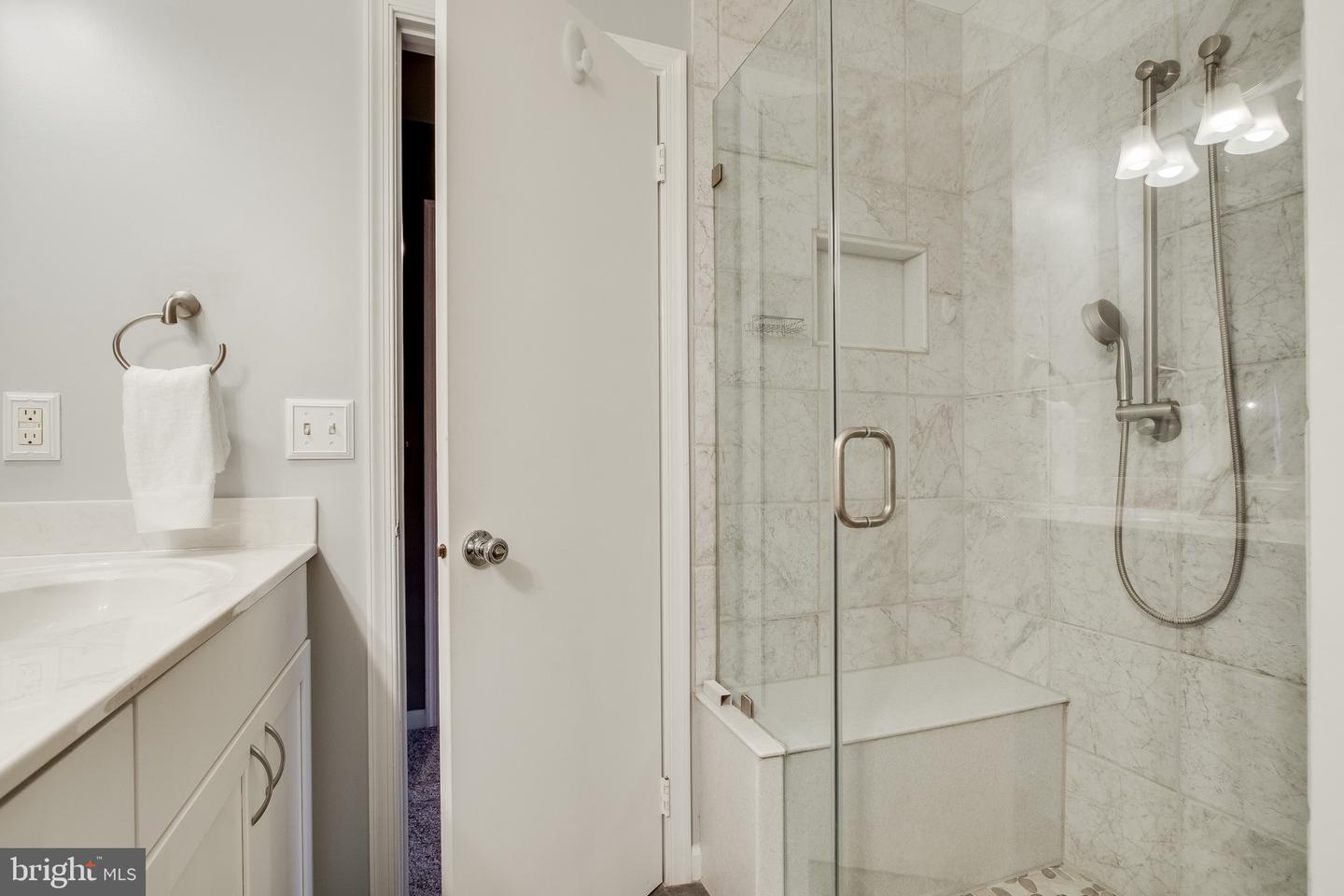 1461 Canterbury ROAD
