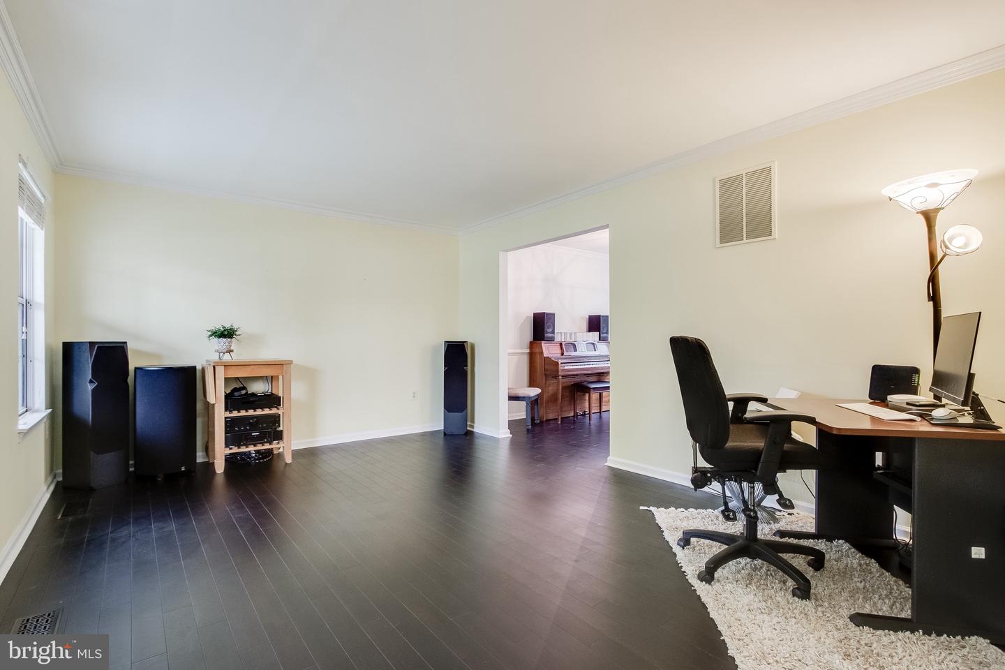 1461 Canterbury ROAD