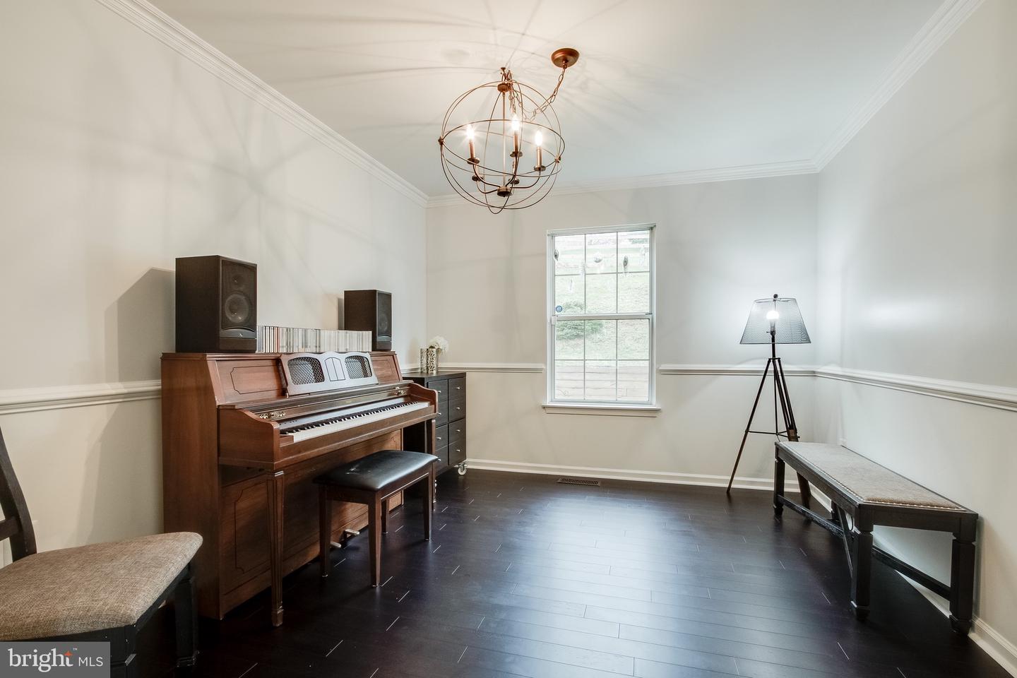 1461 Canterbury ROAD