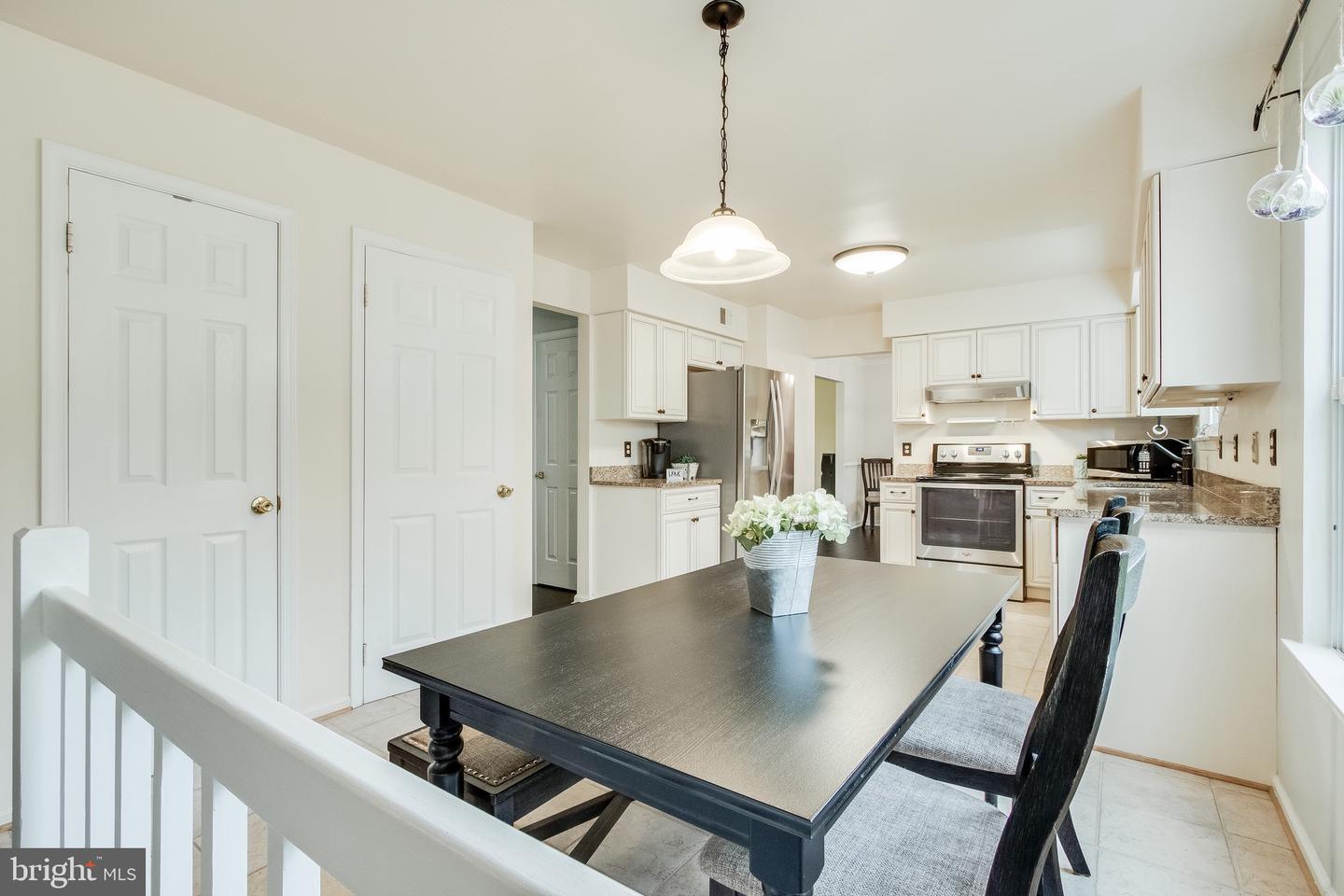 1461 Canterbury ROAD