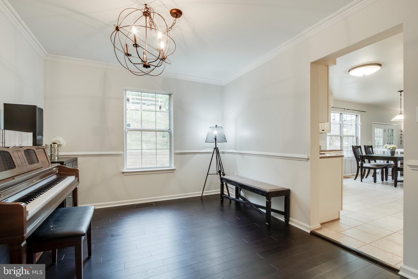 1461 Canterbury ROAD