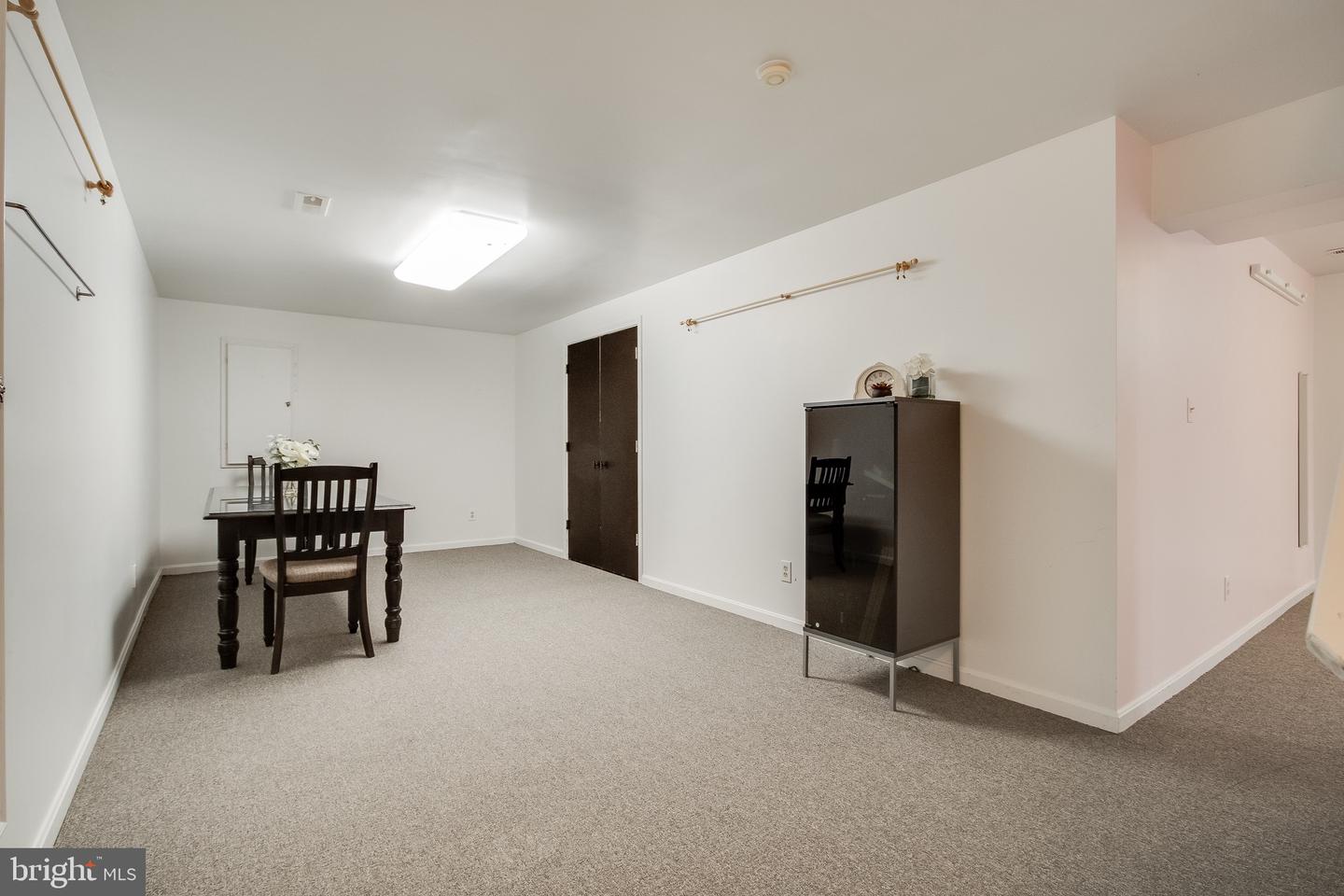 1461 Canterbury ROAD