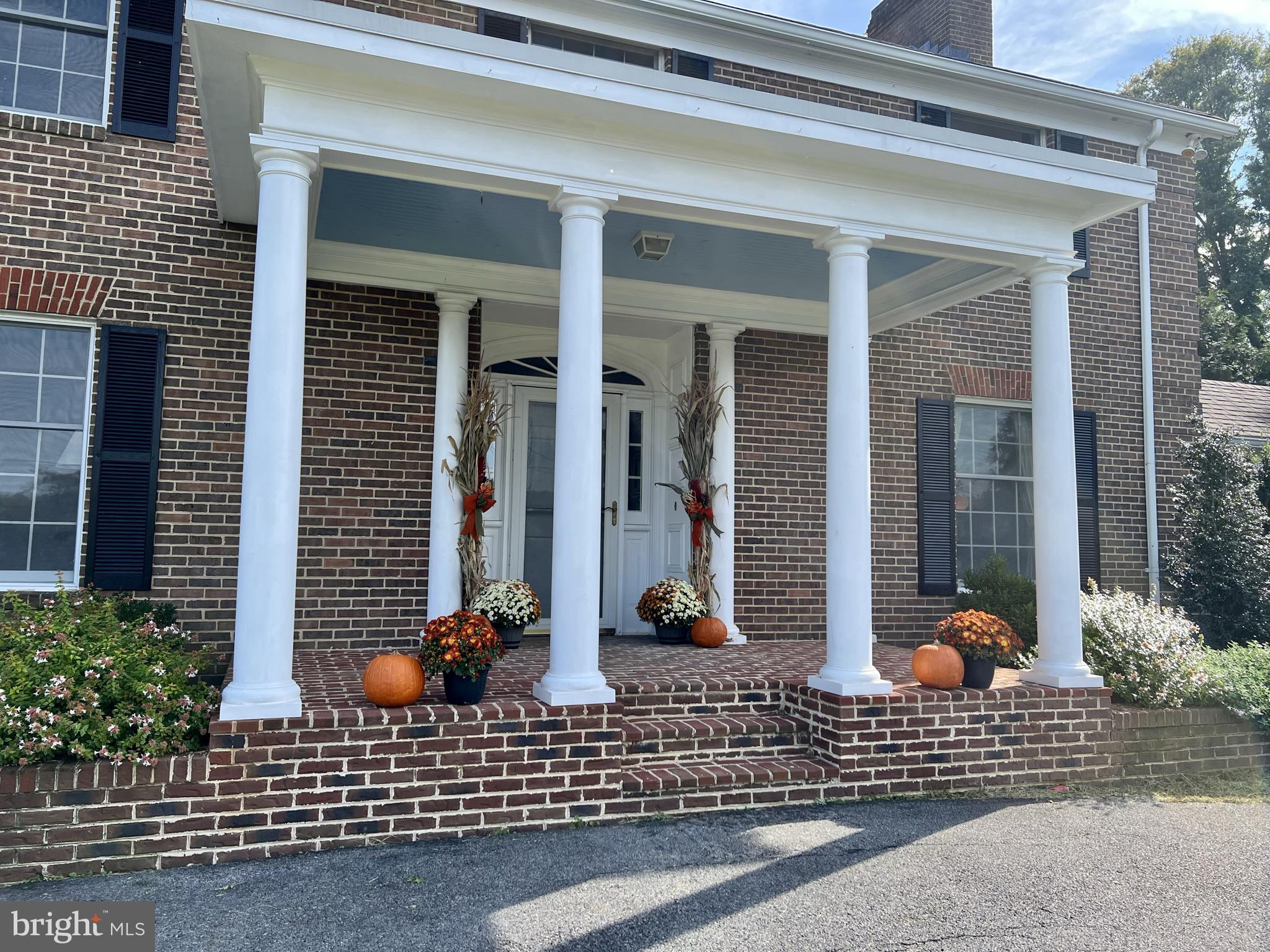 3796 Rockland ROAD