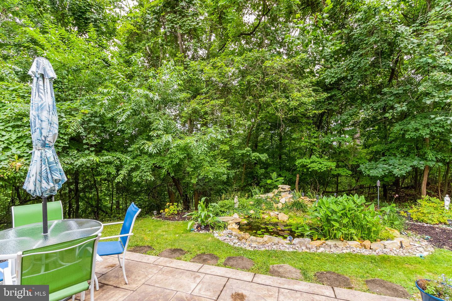 1009 Hillandale ROAD